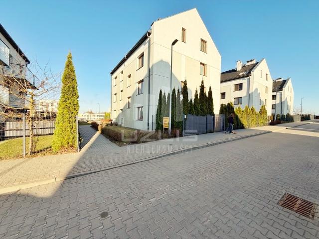 Przestronne 4 pokojowe mieszkanie z loggią zapraszam