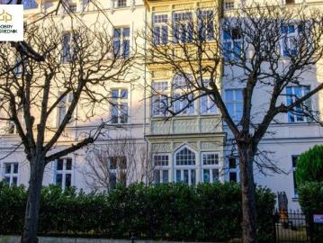 Przestronne 4 pokojowe mieszkanie z ogrodem i parkingiem