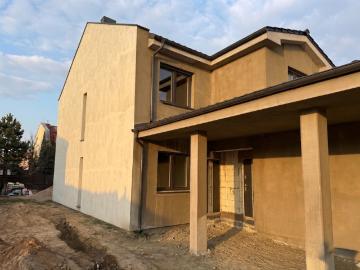 Przestronne 4 pokojowe mieszkanie z ogródkiem i świetną infrastrukturą