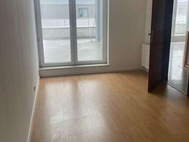 Przestronne 5 pokojowe mieszkanie 100 m² z tarasem zapraszam