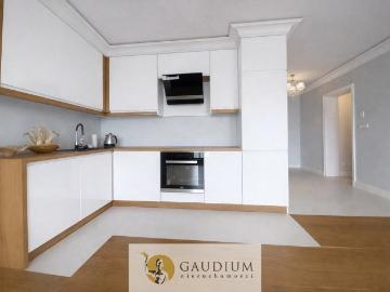 Przestronne 61m² z widokiem na staw i zieleń