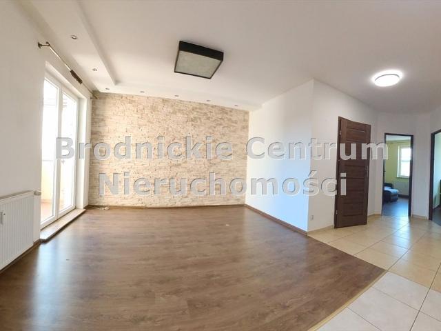Przestronne 70 m² z balkonem i parkingiem w Brodnicy