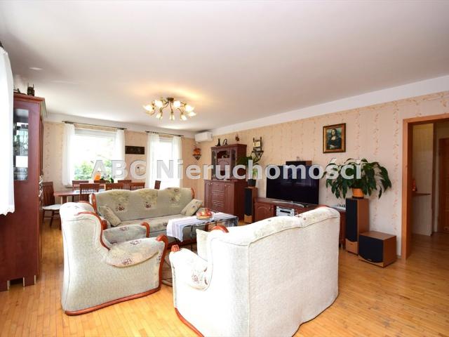 Przestronne 83,6 m² z 27 m² tarasem i klimatyzacją