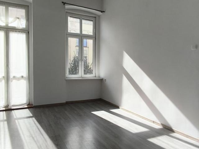 Przestronne 82 m2 w sercu Gniezna z potencjałem biznesowym