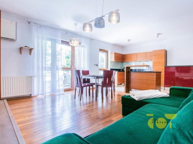 Przestronne 84m² z balkonem, 3 sypialnie, kamienica polecam!