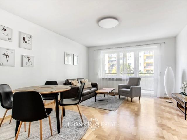 Przestronne 89 m² mieszkanie na Ursynowie z balkonem