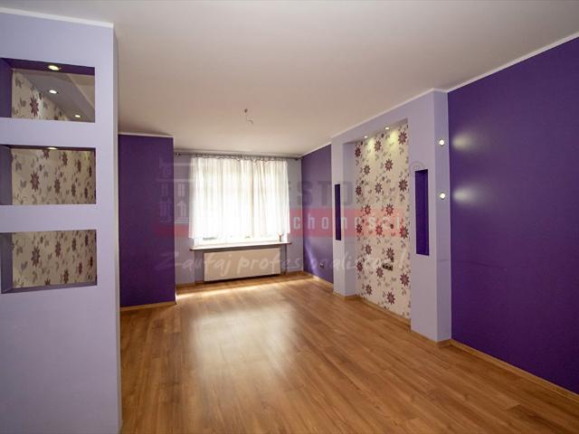Przestronne 92 m² kamienica z historią, parking, balkon polecam