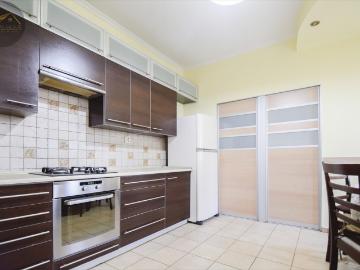 Przestronne 102 m2 mieszkanie w centrum Strzegomia