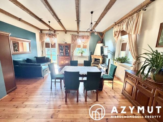 Sprzedam przestronne 104 m² mieszkanie z balkonem i piwnicą