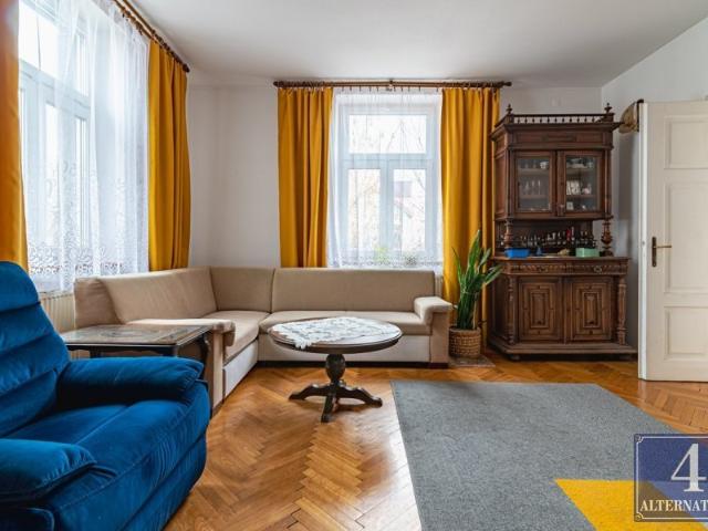 Do sprzedania przestronne 115 m² bezczynszowe mieszkanie w centrum Tarnowa