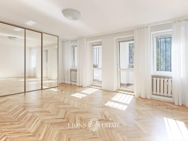 Przestronne 122 m² z ogrodem, 3 sypialnie, parking