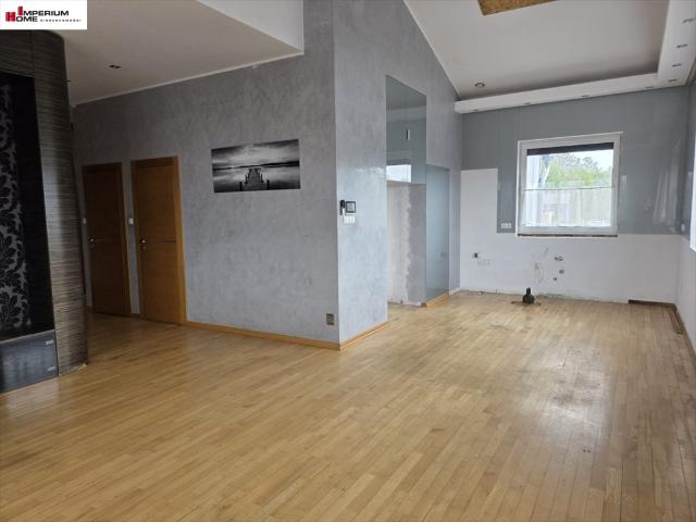 Przestronne 140 m² biuro z możliwością aranżacji w Kartuzach