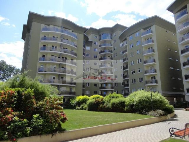 Apartament 145 m² z basenem i garażem na Mokotowie
