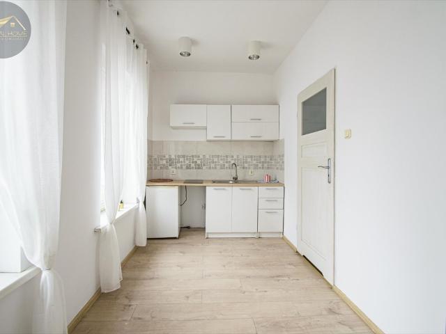 Sprzedam przestronne mieszkanie 51 m² z możliwością podziału