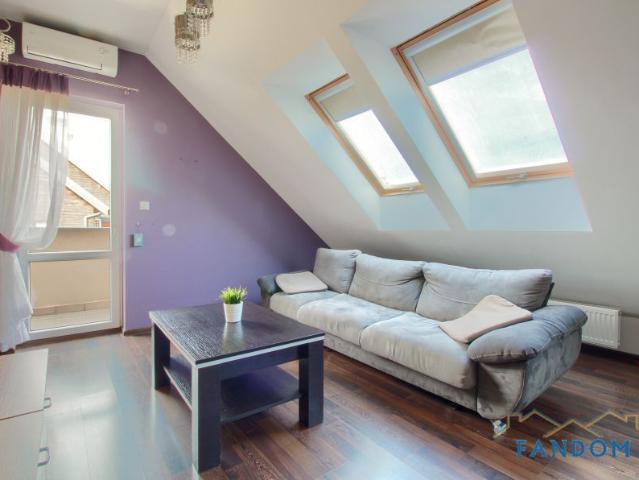 Przestronne 2 pokoje 50 m2 Kielanówka