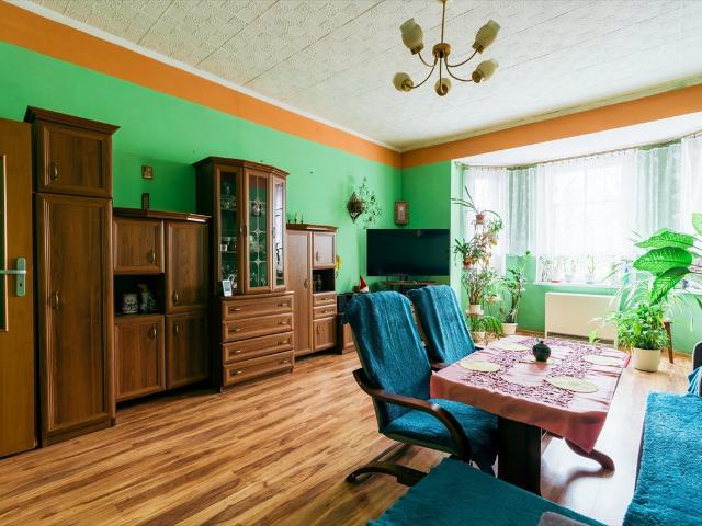 Przestronne 2 pokoje 80 m2 w centrum Siemianowic polecam!