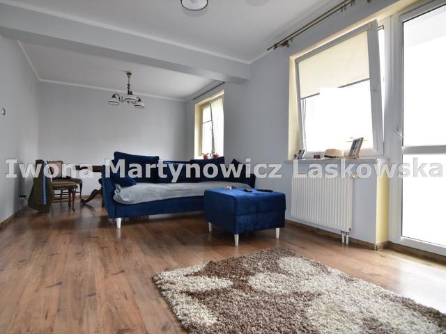 Przestronne 2 pokoje z balkonem, bezczynsz, blisko szkół