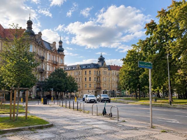 Przestronne 2 pokojowe mieszkanie 62,74 m² z antresolami wysokość 3,5 m w centrum Szczecina