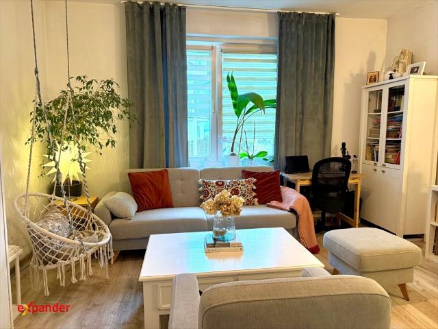 Przestronne 2 pokojowe mieszkanie 71 m², wysokie sufity! Polecam!