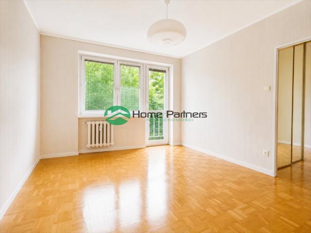 Przestronne 2 pokojowe mieszkanie na Stegnach 44 m² z balkonem