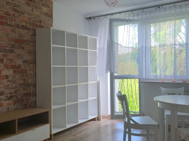 Przestronne 2 pokojowe mieszkanie na wynajem w Zabrzu