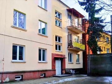 Przestronne 2 pokojowe mieszkanie w centrum Radomska