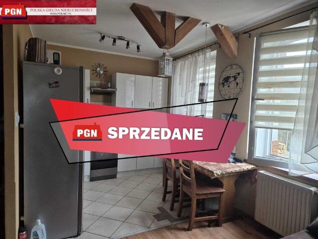 Przestronne 2 pokojowe mieszkanie z aneksem i piwnicą