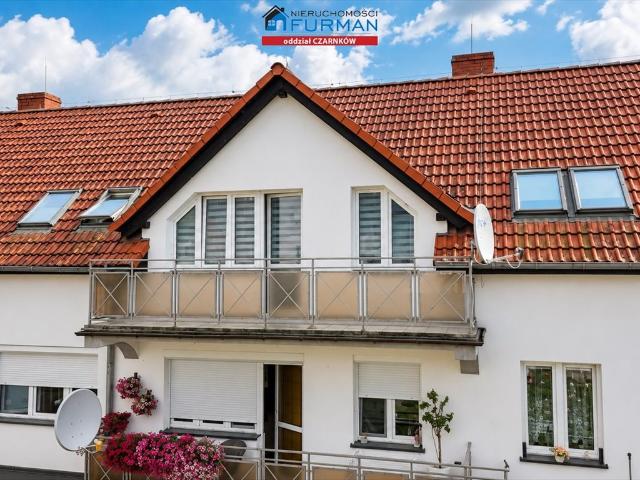 Przestronne 2 pokojowe mieszkanie z balkonem w Trzciance polecam!
