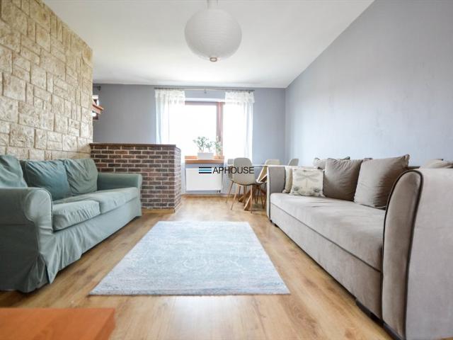 Przestronne 2 pokojowe mieszkanie z balkonem, gotowe do wprowadzenia