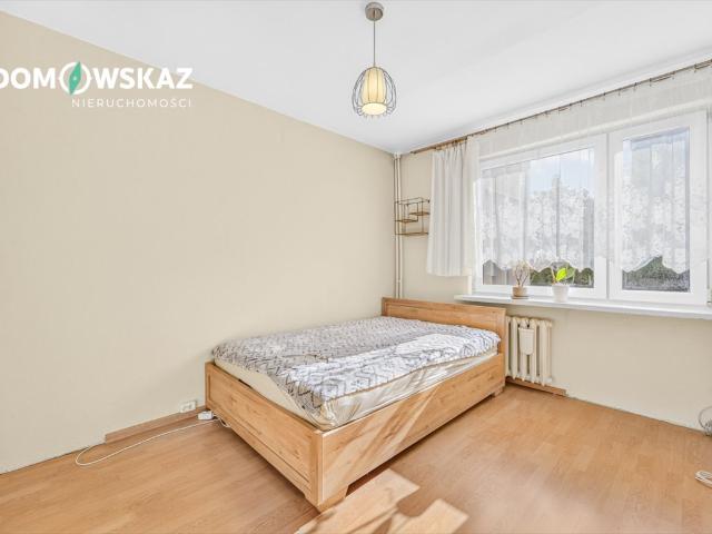 Przestronne 2 pokojowe mieszkanie z balkonem, klimatyzacją i piwnicą polecam