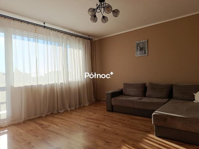 Przestronne 2 pokojowe mieszkanie z dużym balkonem