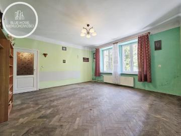Przestronne 2 pokojowe mieszkanie z dużą piwnicą