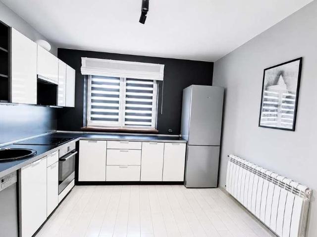 Przestronne 2 pokojowe mieszkanie z ogródkiem 56 m² w Aleksandrowicach