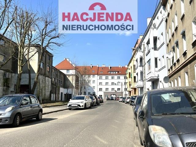 Do sprzedania przestronne 2 pokojowe mieszkanie z pełnym wyposażeniem
