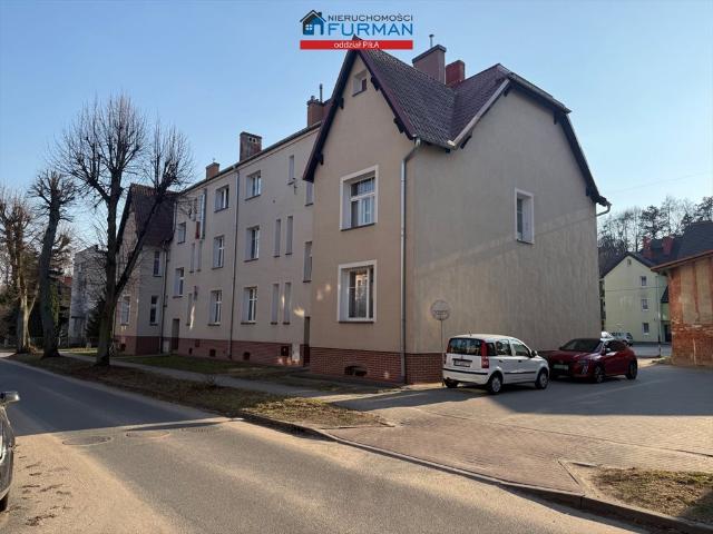 Przestronne 2 pokojowe mieszkanie z piwnicą i spokojną okolicą