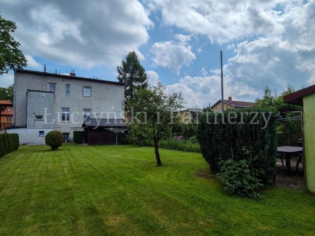Przestronne 2 pokojowe z ogrodem i garażem 60,6 m²