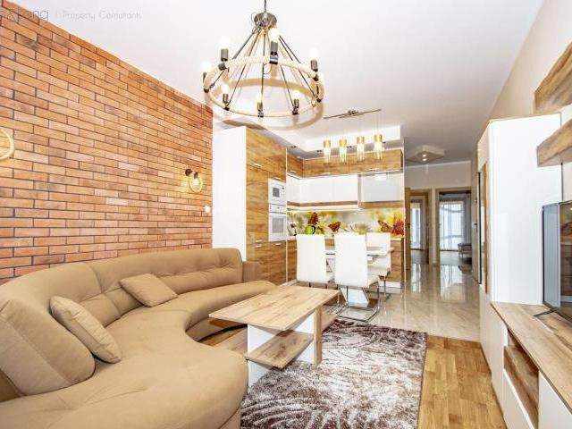 Przestronne 2 sypialnie, balkon, garaż, blisko centrum polecam