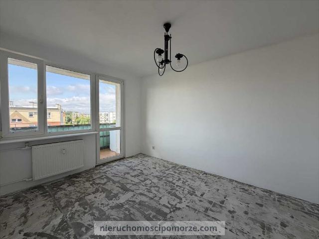 Przestronne 33,2 m2 z balkonem do remontu, centrum Człuchowa zapraszam