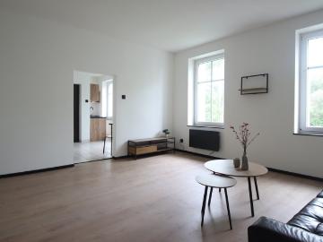 Przestronne 36 m² po remoncie, bez PCC, z miejscem parkingowym