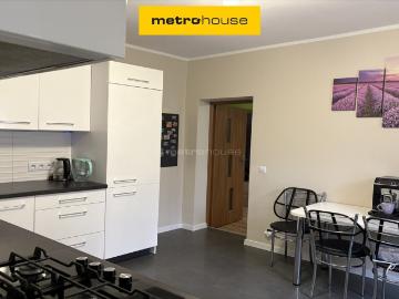 Przestronne 3 pokoje w centrum Oleśnicy z dużą piwnicą