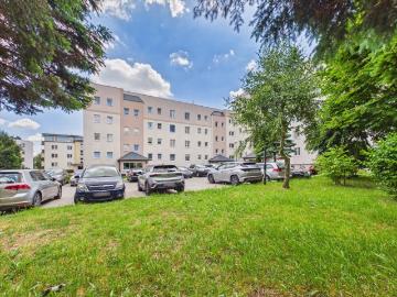 Przestronne 3 pokoje z balkonem i dużą kuchnią w Malborku