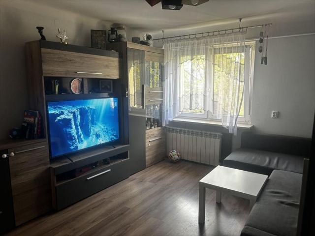 Sprzedam jasne 3 pokoje po remoncie z komórką w Otwocku