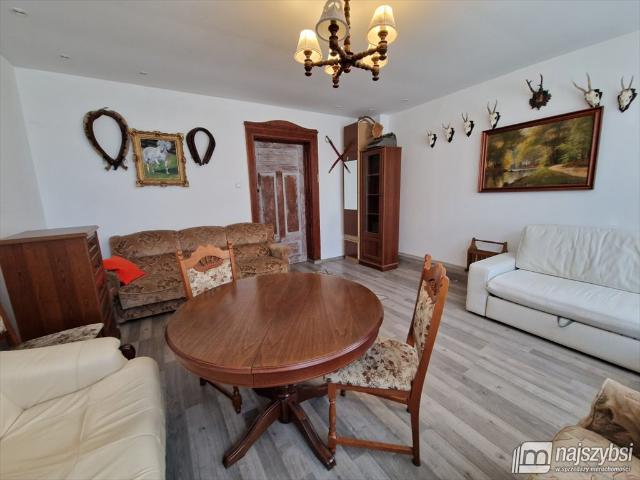 Przestronne 3 pokojowe mieszkanie 120 m2 w Pyrzycach