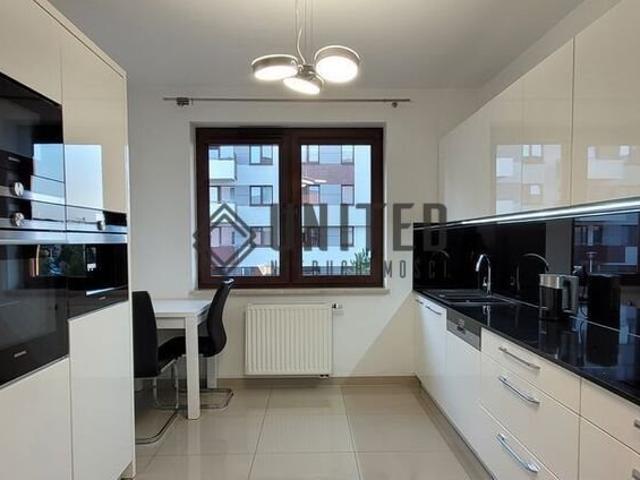 Przestronne 3 pokojowe mieszkanie 74 m² w Wrocławiu zapraszam