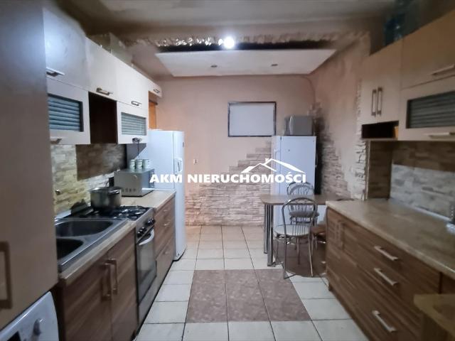 Przestronne 3 pokojowe mieszkanie do remontu 107 m² w Kwidzynie