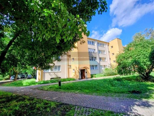 Przestronne 3 pokojowe mieszkanie na Bielanach polecam