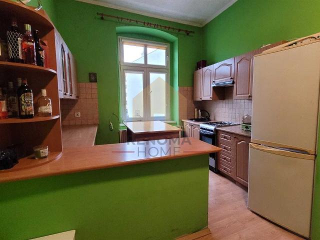Zapraszam do obejrzenia przestronnego 3 pokojowego mieszkania 80 m² w centrum Legnicy