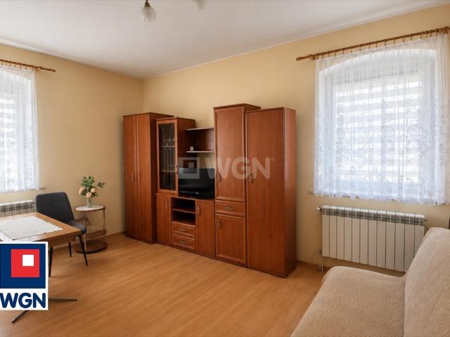 Przestronne 3 pokojowe mieszkanie z 3 piwnicami