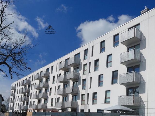 Przestronne 3 pokojowe mieszkanie z balkonem w Fabrycznej