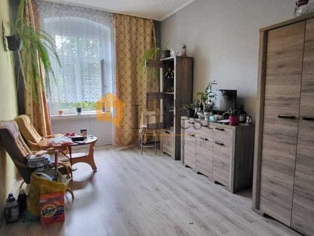 Przestronne 3 pokojowe mieszkanie z balkonem w Legnicy